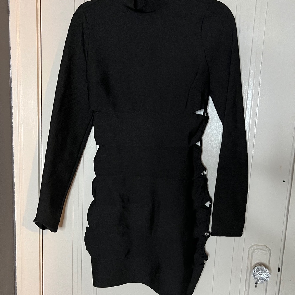 Black bodycon cutout dress